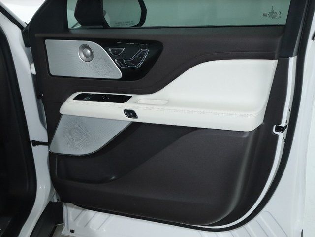 2023 Lincoln Aviator Black Label Image 45 of 48