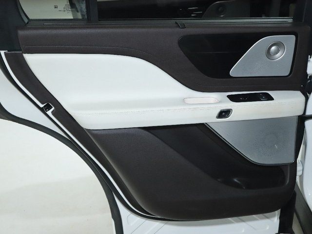 2023 Lincoln Aviator Black Label Image 34 of 48