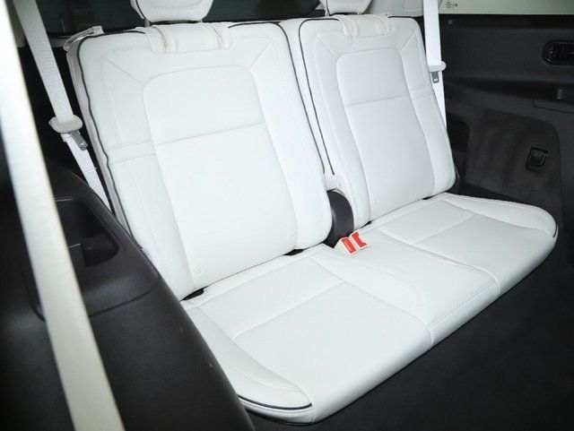 2023 Lincoln Aviator Black Label Image 24 of 48