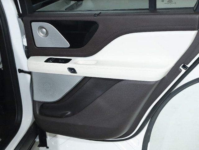 2023 Lincoln Aviator Black Label Image 35 of 48