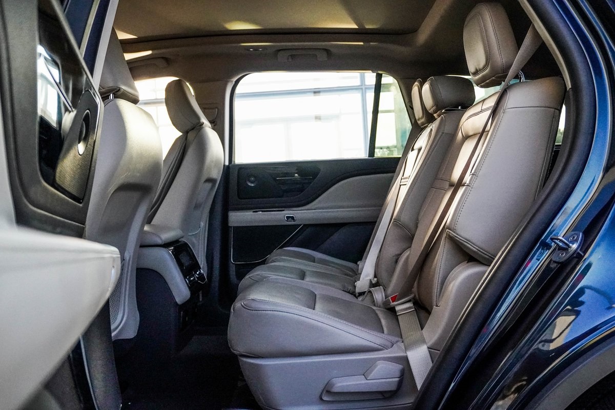 2023 Lincoln Aviator Reserve Image 11 of 30