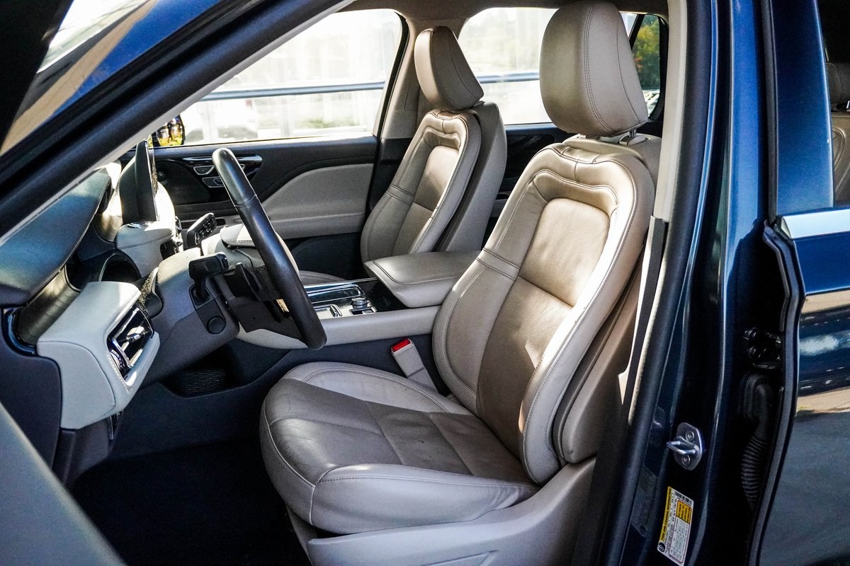 2023 Lincoln Aviator Reserve Image 12 of 30