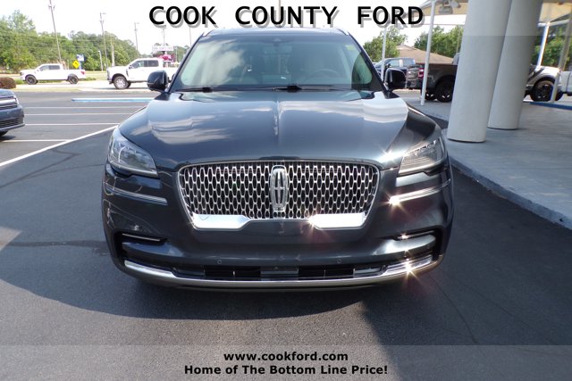 Vehicle image 2 of 29