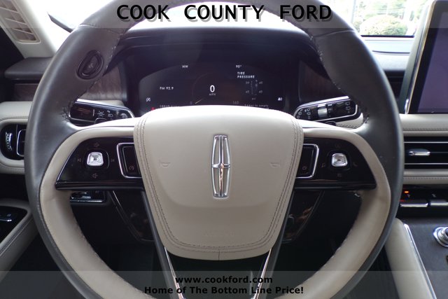 Vehicle image 11 of 29