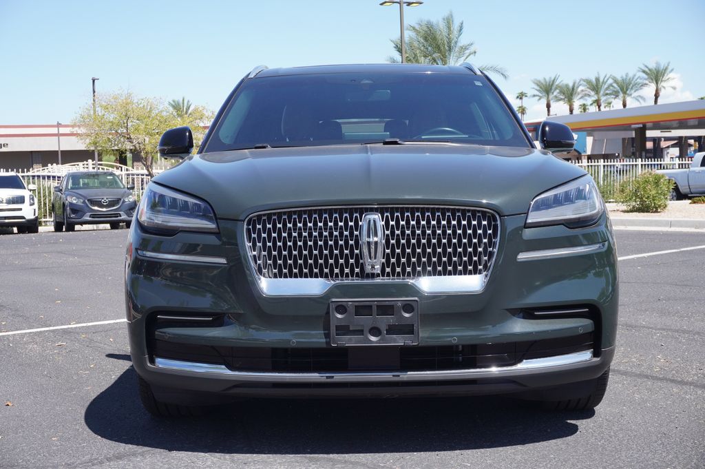 2023 Lincoln Aviator Reserve Image 2 of 23