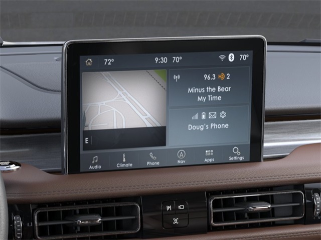 Vehicle image 14 of 22