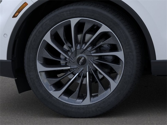 Vehicle image 19 of 22