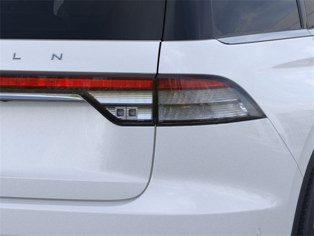 Vehicle image 21 of 22