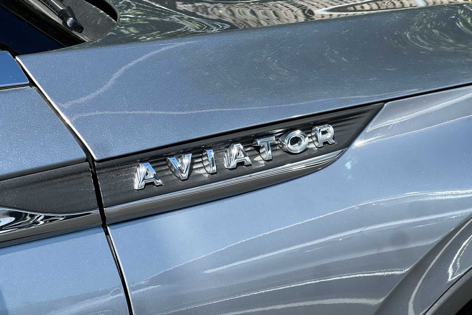 Vehicle image 9 of 29
