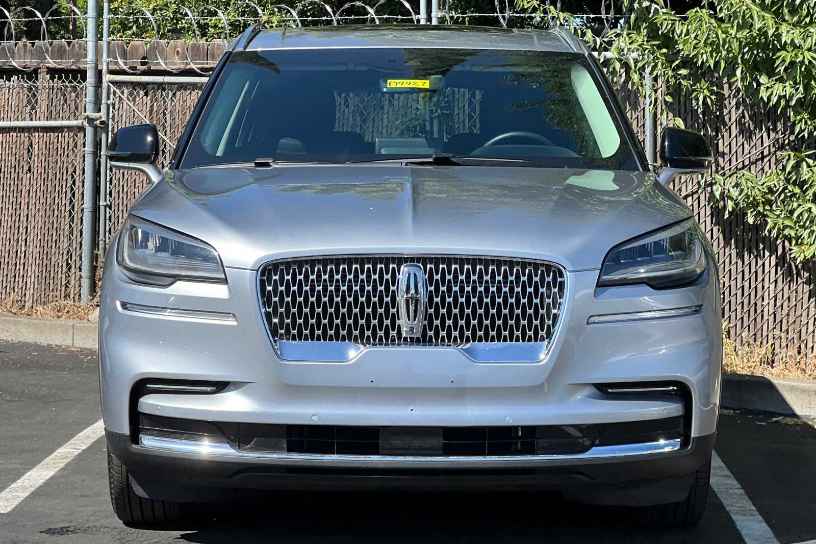 Vehicle image 1 of 29