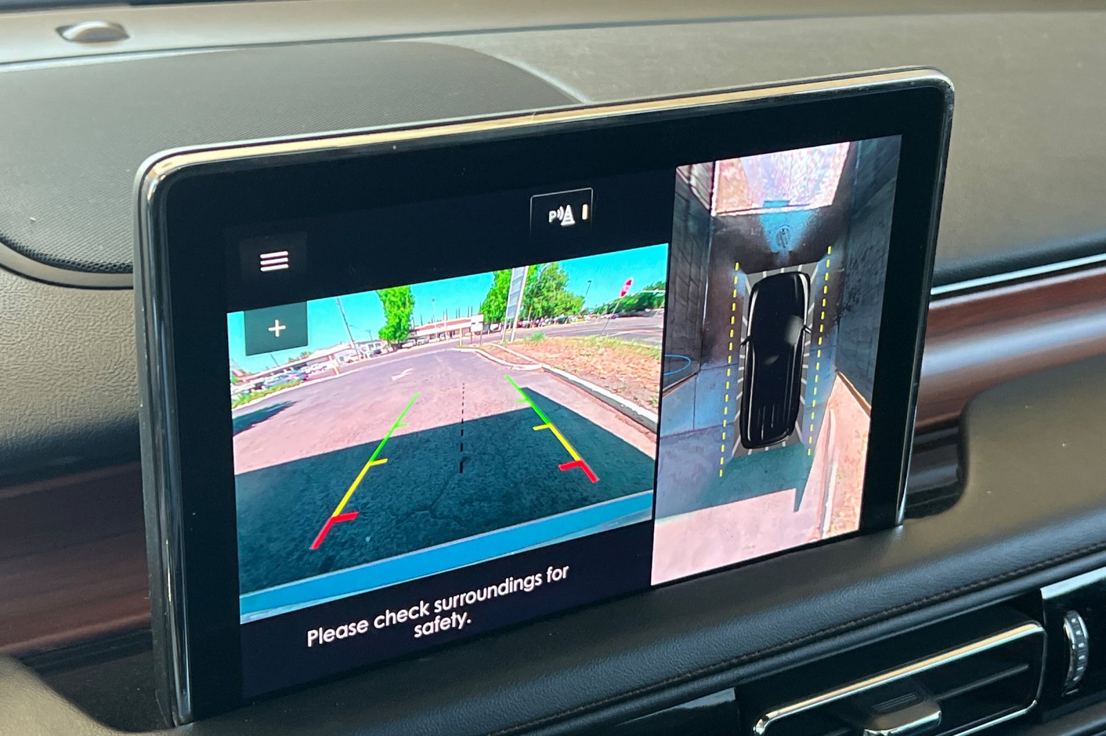 Vehicle image 18 of 29