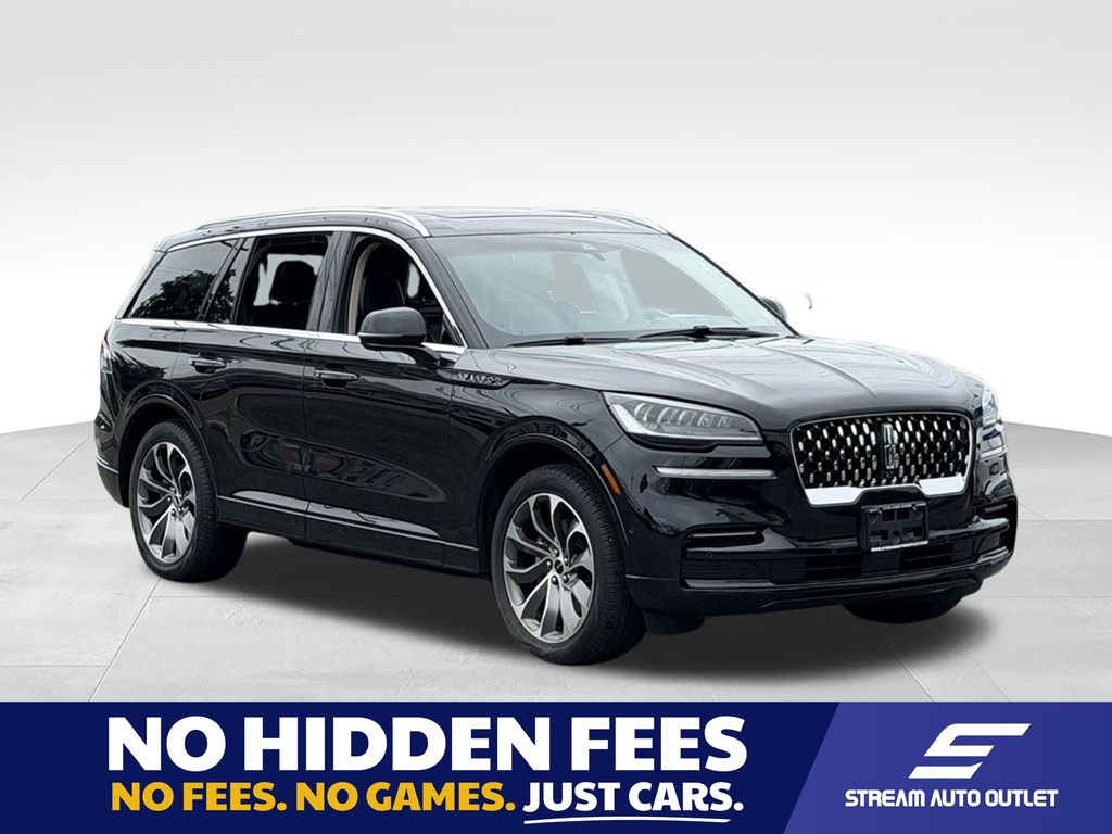 2023 Lincoln Aviator Grand Touring Image 3 of 29