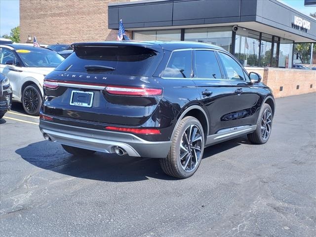 Vehicle image 5 of 29