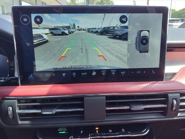 Vehicle image 20 of 29
