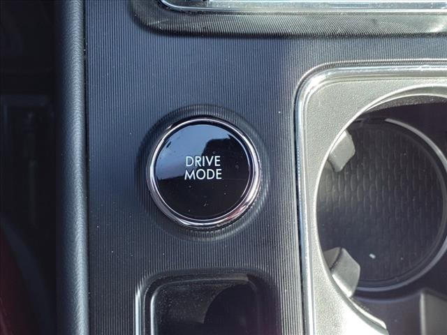 Vehicle image 22 of 29