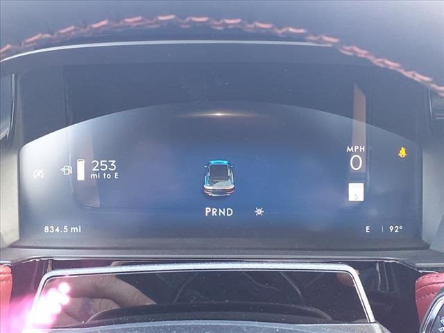 Vehicle image 27 of 29