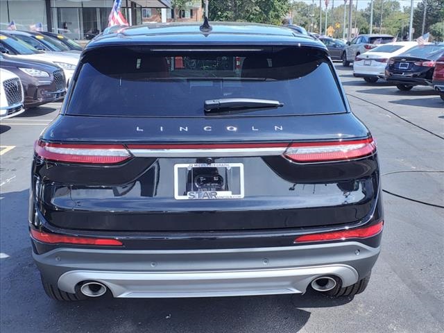 Vehicle image 7 of 29