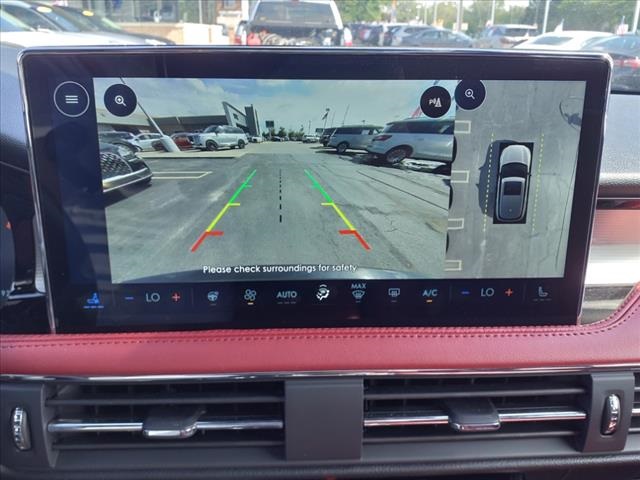 Vehicle image 20 of 29