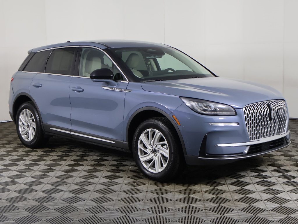 2023 Lincoln Corsair Standard Image 6 of 53