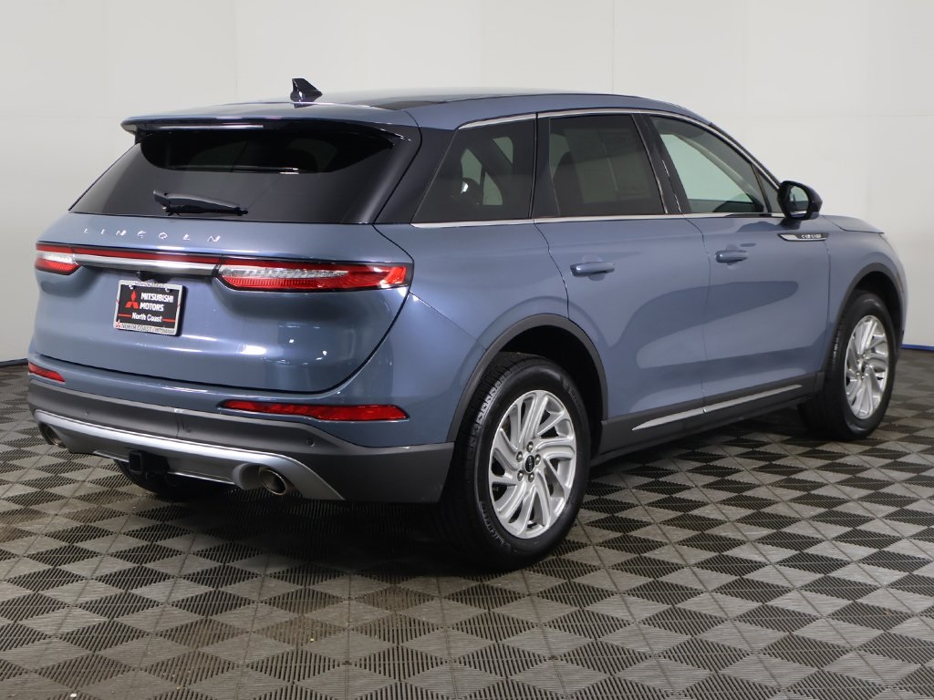 2023 Lincoln Corsair Standard Image 9 of 53