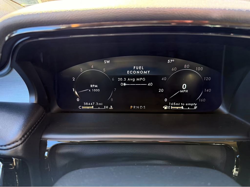 Vehicle image 14 of 20