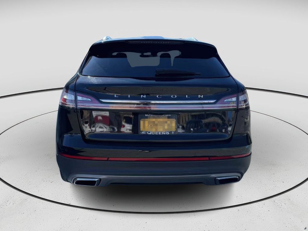 Vehicle image 6 of 20