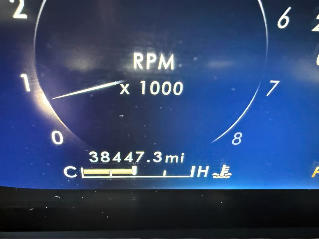 Vehicle image 15 of 20