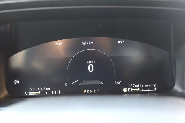 Vehicle image 21 of 39