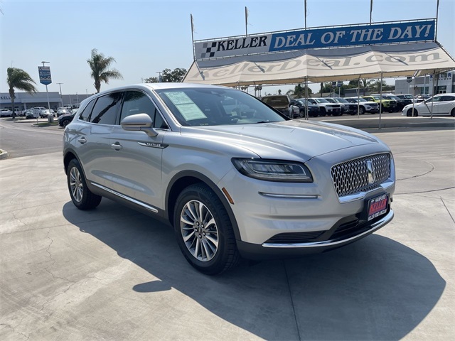Vehicle image 4 of 35