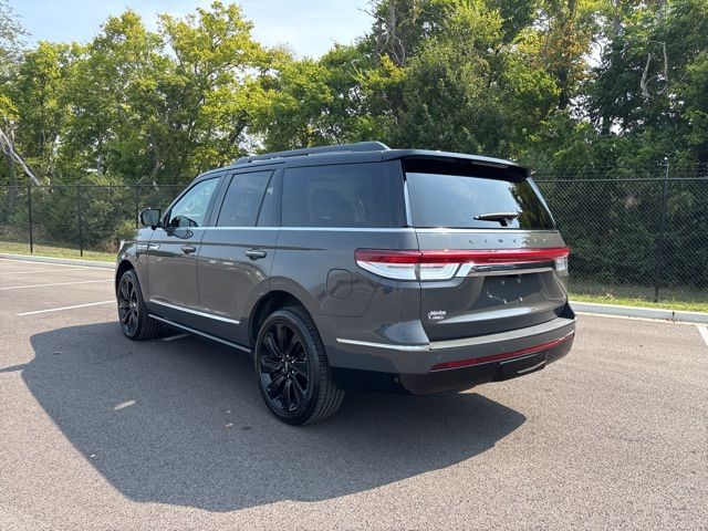 2023 Lincoln Navigator Black Label Image 5 of 15