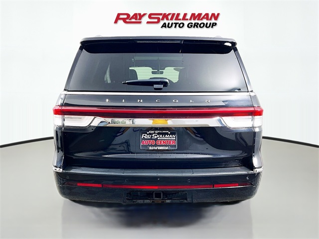 Vehicle image 6 of 40