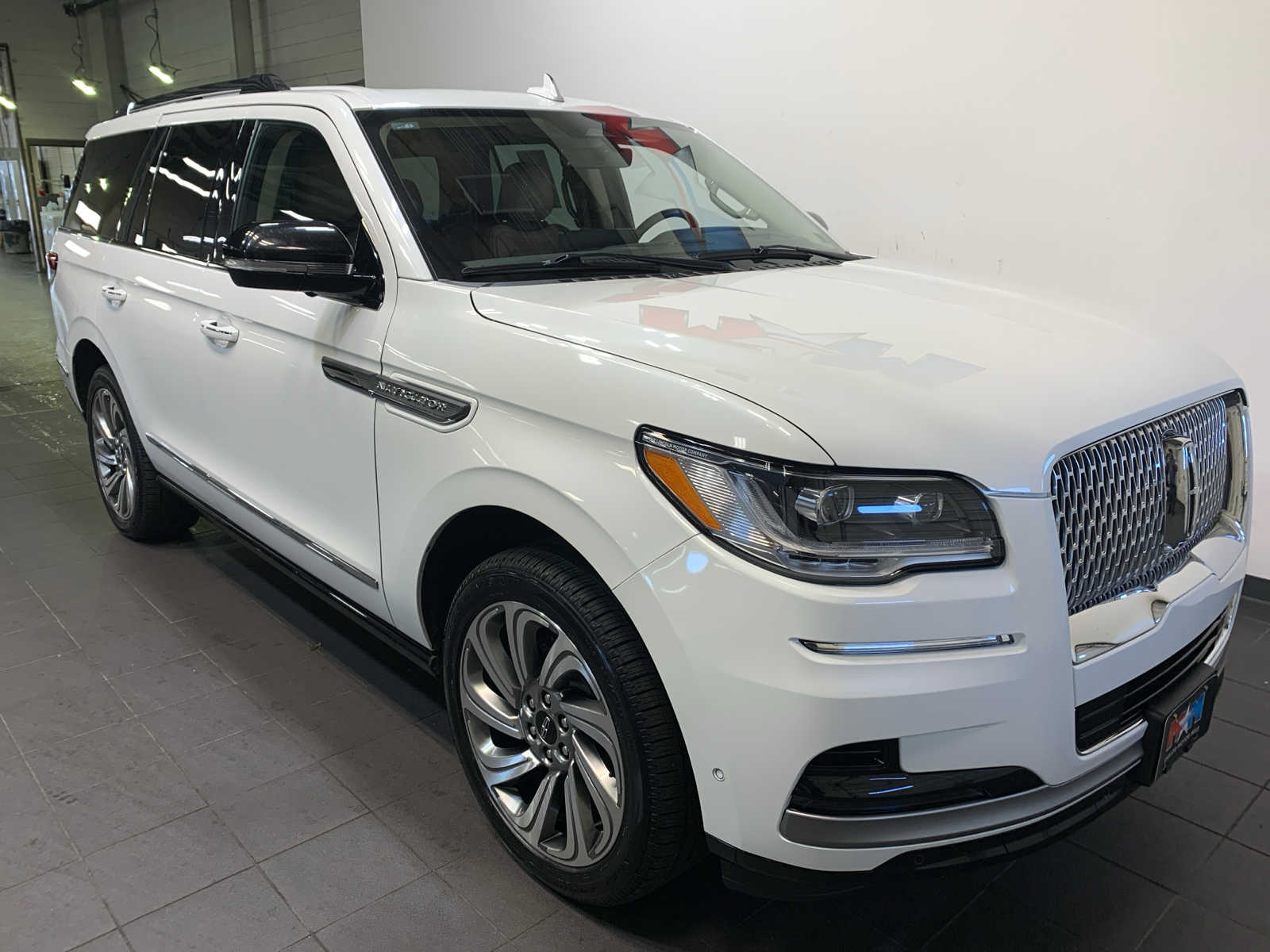 2023 Lincoln Navigator Reserve Image 1 of 12