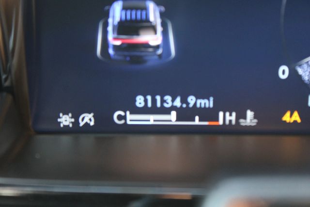 Vehicle image 20 of 42