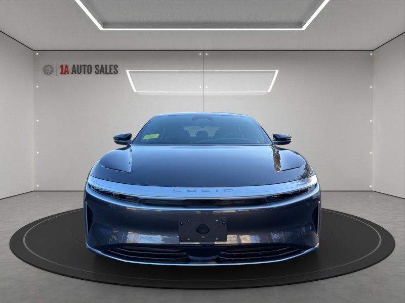 2023 Lucid Air Pure Image 3 of 32