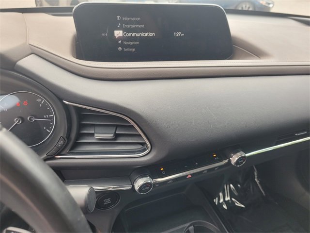 Vehicle image 26 of 35