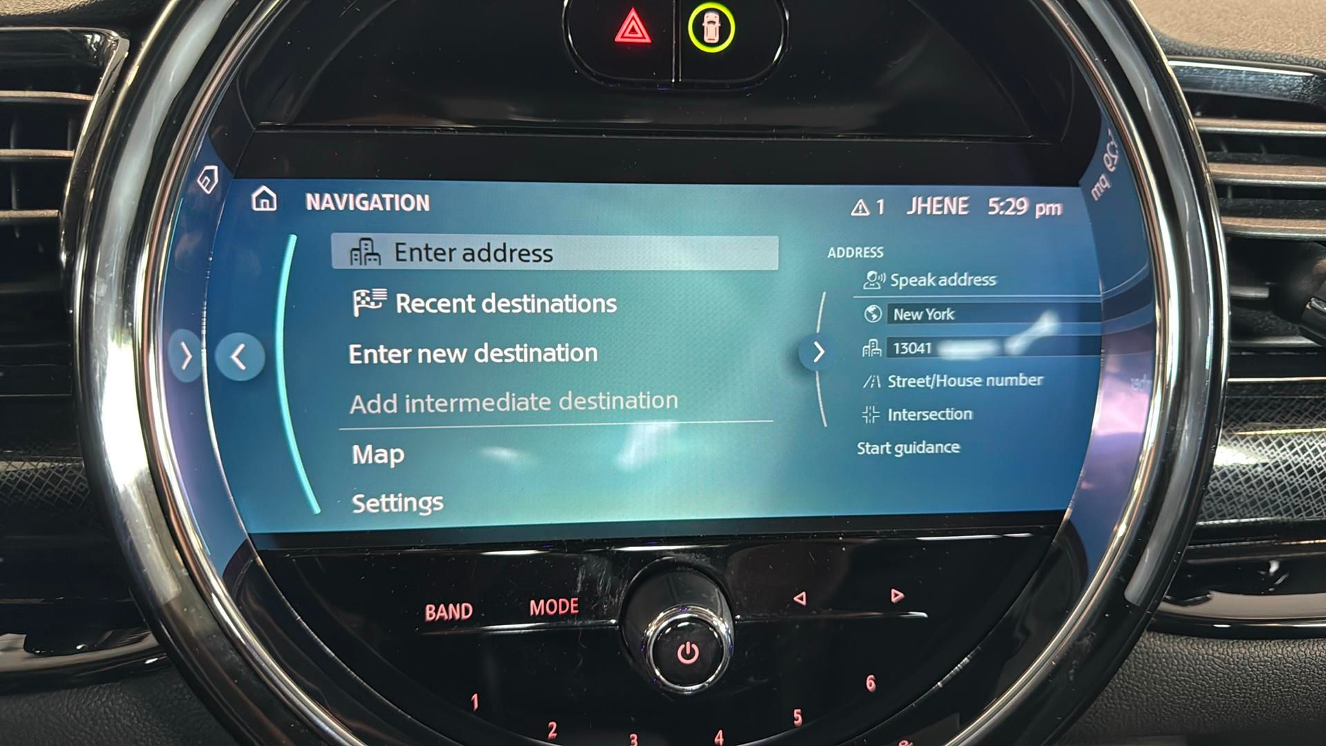 Vehicle image 22 of 29