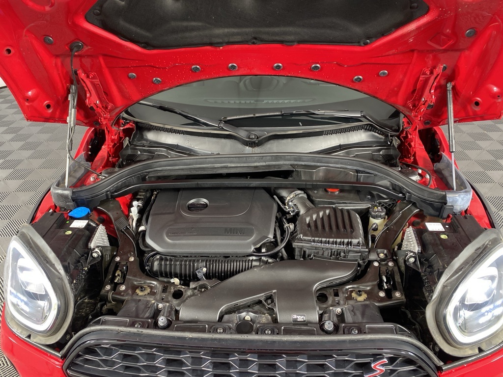 Vehicle image 9 of 29