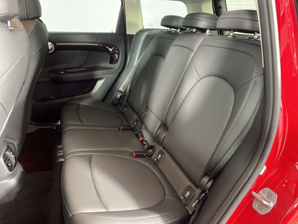 Vehicle image 12 of 29