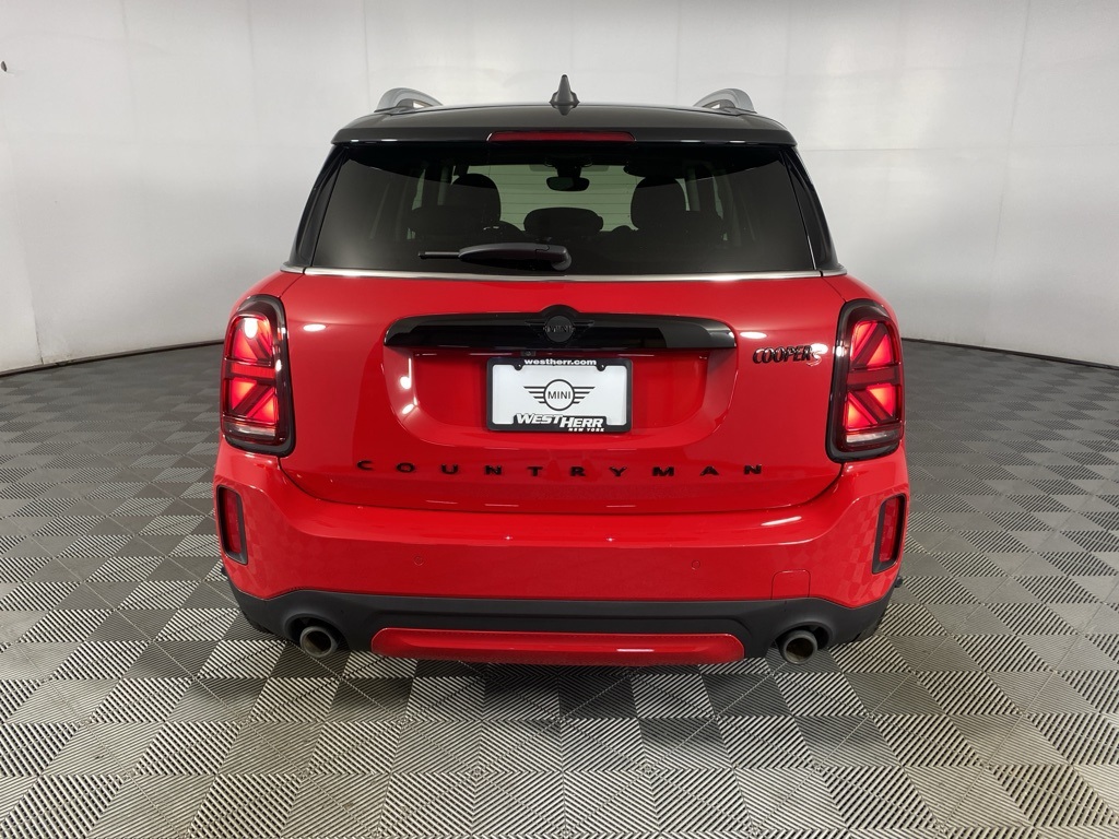 Vehicle image 6 of 29