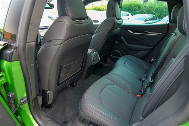 Vehicle image 20 of 68