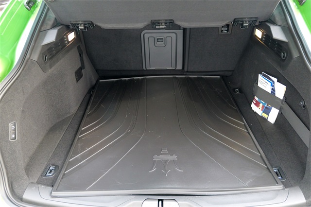 Vehicle image 16 of 68