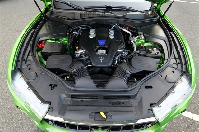 Vehicle image 11 of 68