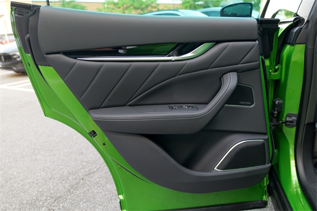 Vehicle image 48 of 68