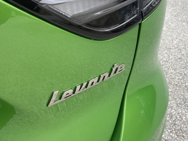 Vehicle image 16 of 51