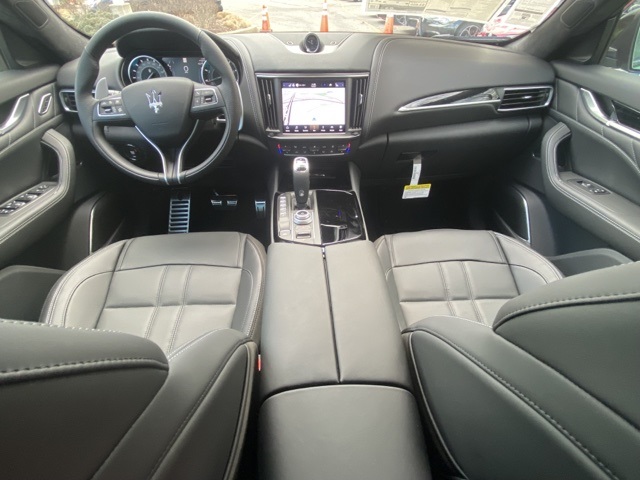 Vehicle image 46 of 51