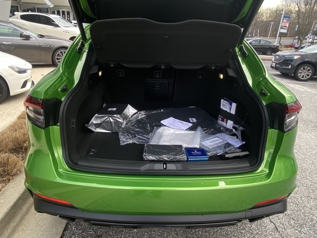 Vehicle image 9 of 51