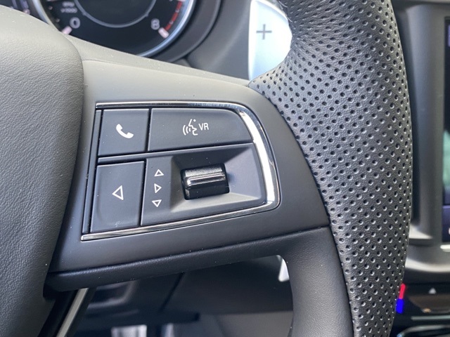 Vehicle image 24 of 51