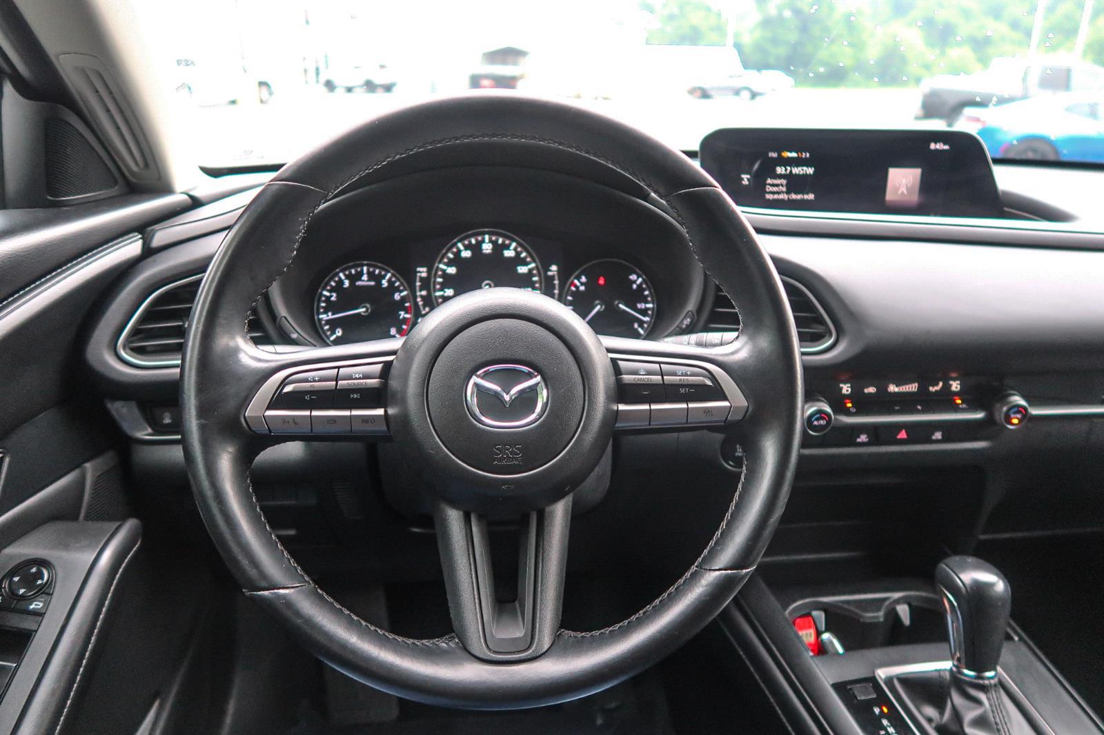 Vehicle image 23 of 41