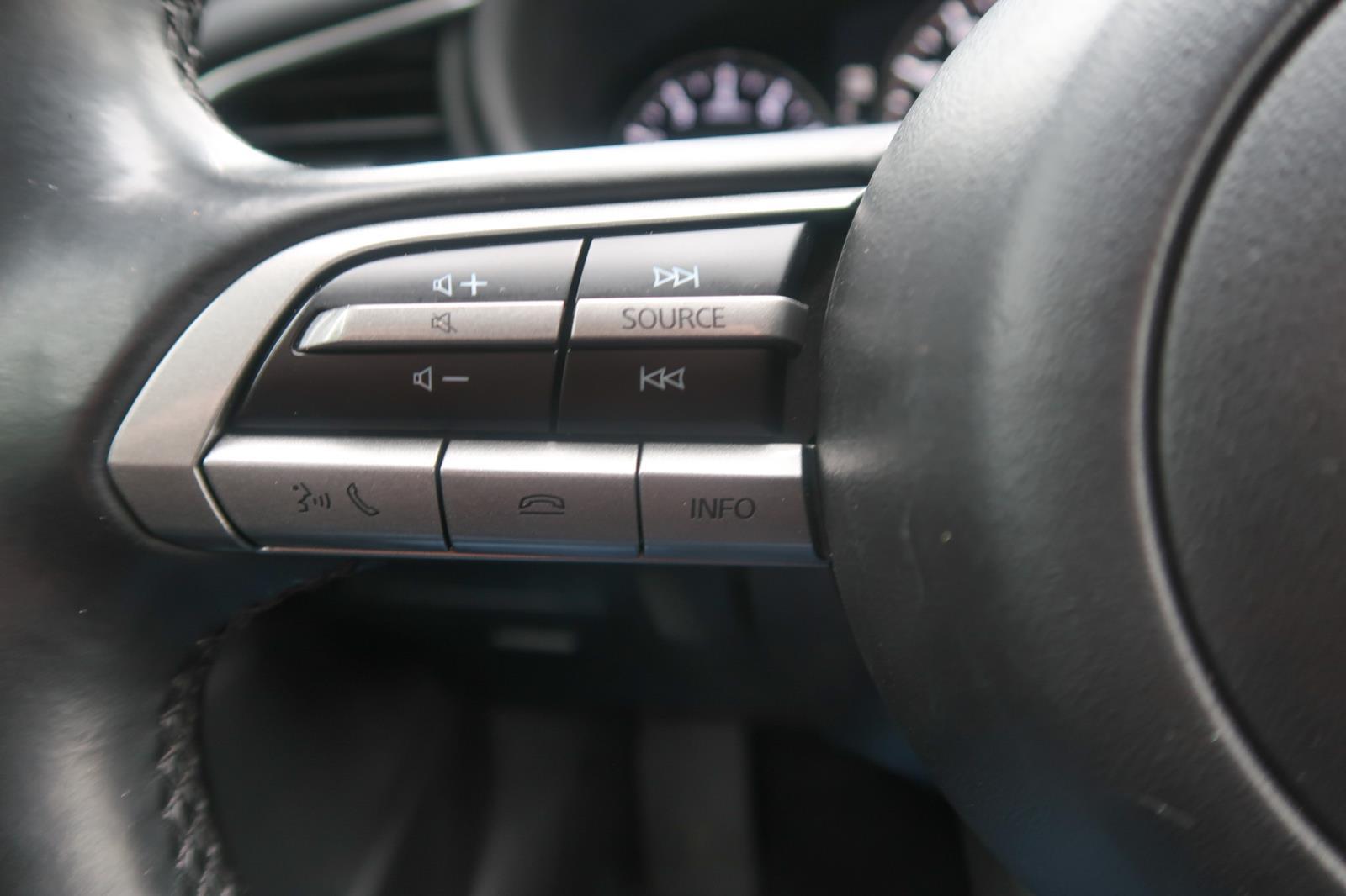 Vehicle image 24 of 41