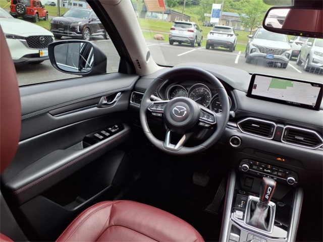 Vehicle image 12 of 24